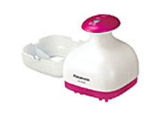 写真:iPhone5用充電器